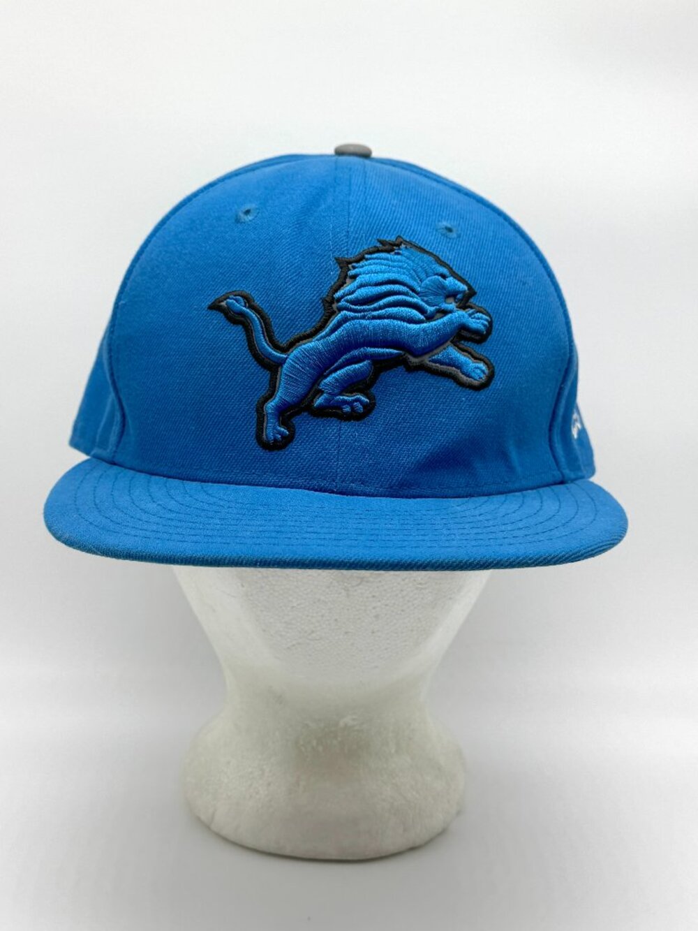 Detroit Lions New Era Fitted Hat Size 7 5/8 NFL Football Blue